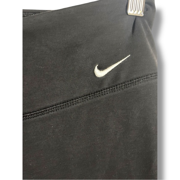 Nike Black Dri Fit Wide-Leg Capri Yoga Workout Pants - Picture 4 of 11